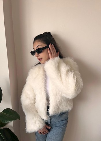 Beyaz Suni Kürklü Mont - Görsel 2