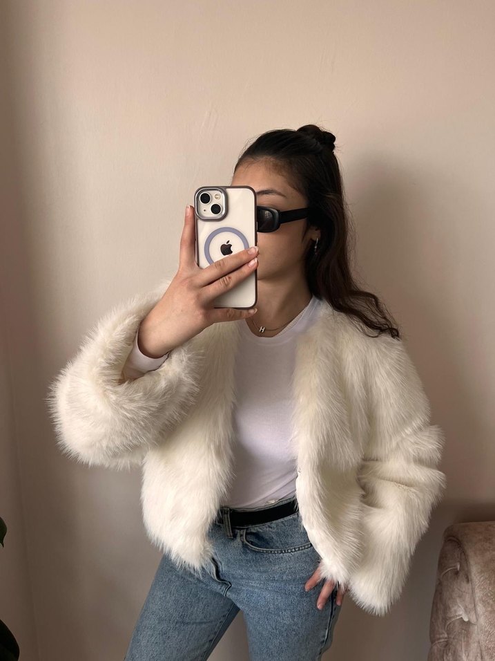 Beyaz Suni Kürklü Mont - Görsel 3