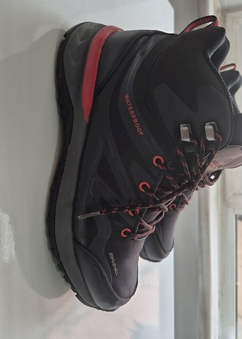 Kırmızı Siyah Bağcıklı Erkek Outdoor Bot - Görsel 2