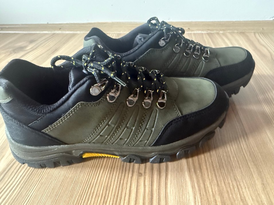 Fabrika kışlık ayakkabı bot - Görsel 2