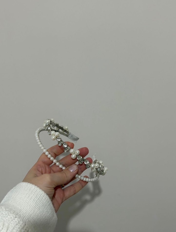 Boncuk Detaylı  tüylü Beyaz taçlar - Görsel 3