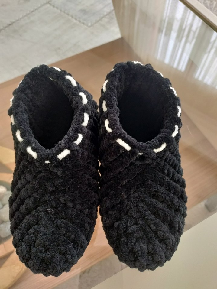 Erkek Siyah Örgü Ev Botu 27-28 numara - Görsel 2