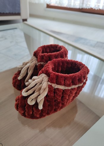 Bordo Örgü Kız Çocuk Ev Patiği - Görsel 3