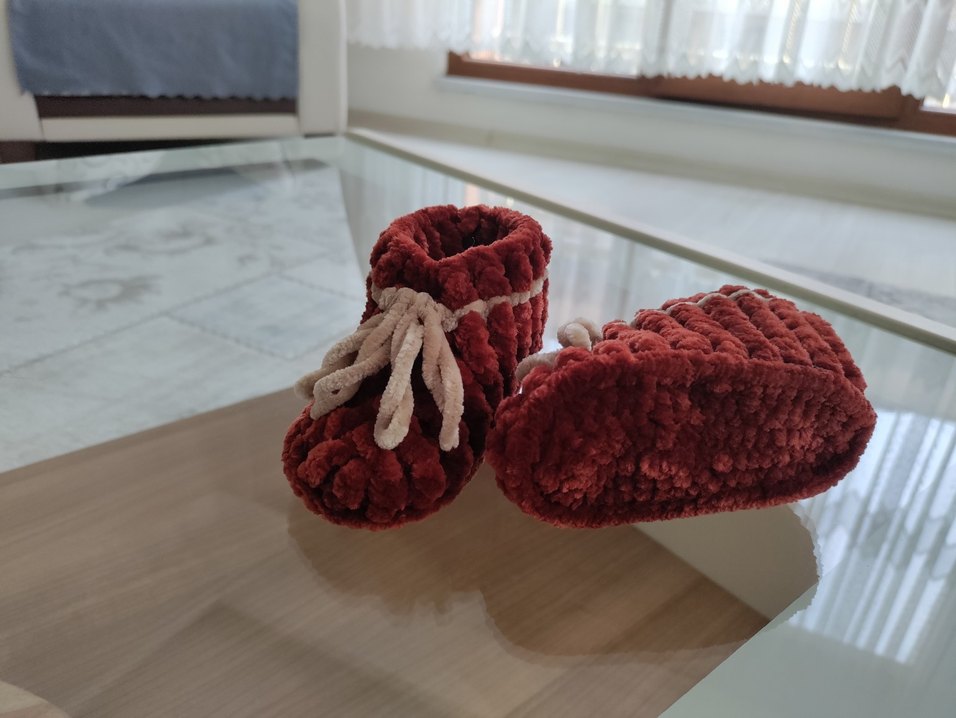 Bordo Örgü Kız Çocuk Ev Patiği - Görsel 2
