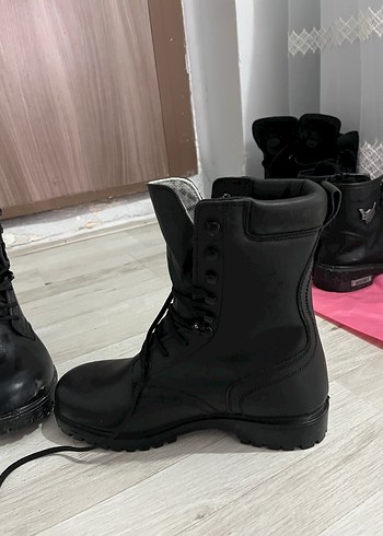 Siyah Bağcıklı Erkek Lastik Bot - Görsel 2