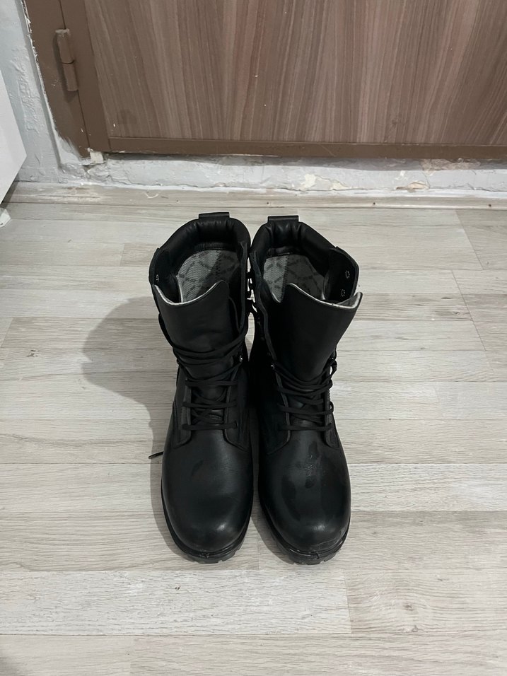 Siyah Bağcıklı Erkek Lastik Bot - Görsel 5