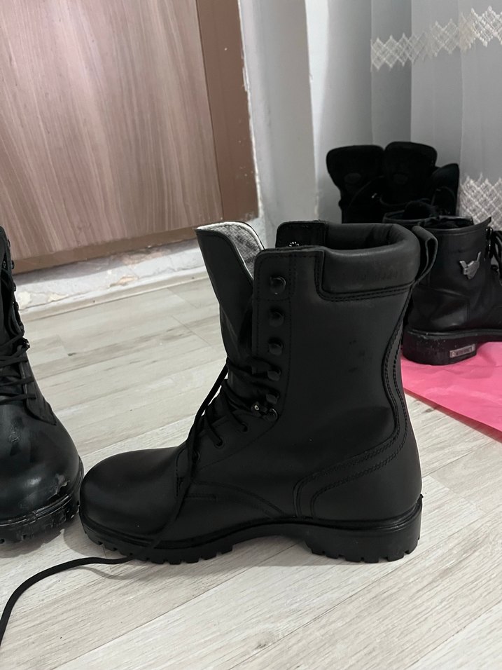 Siyah Bağcıklı Erkek Lastik Bot - Görsel 2