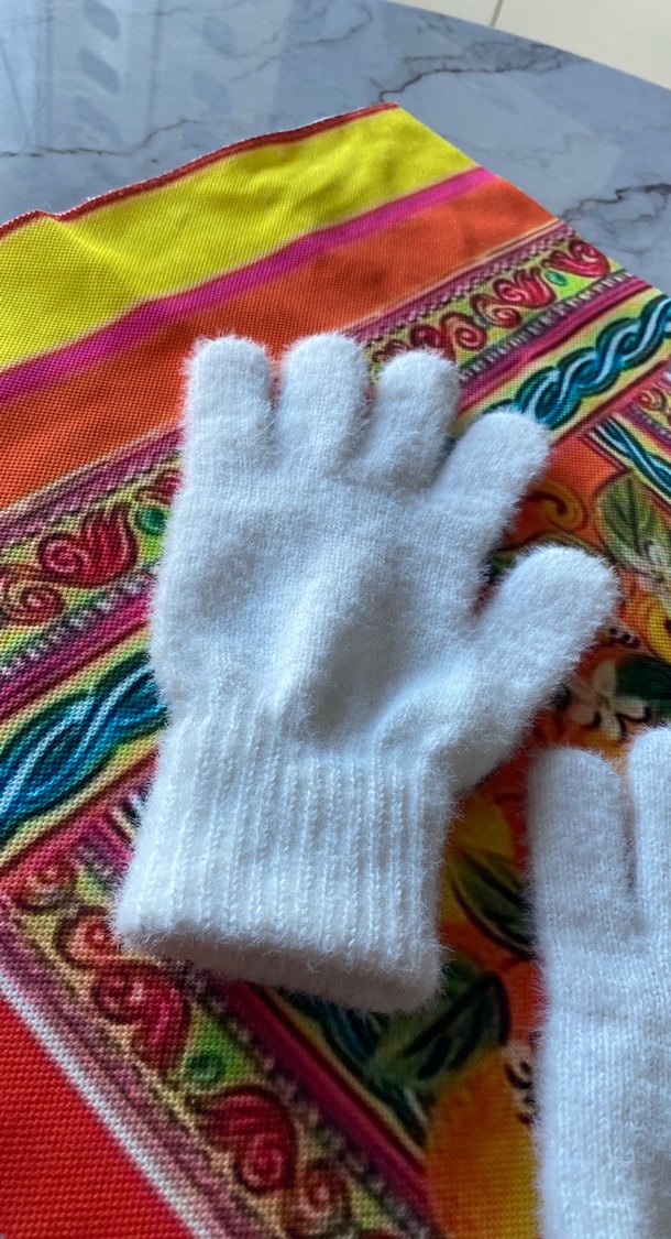 Kadın Beyaz Örgü Eldiven - Görsel 2