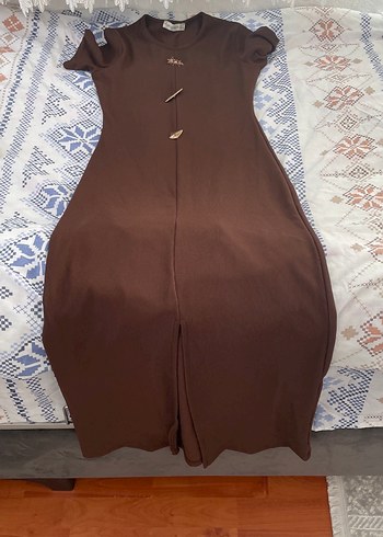 Düğmeli V Yakalı Kadın Kahverengi Uzun Elbise - Görsel 2