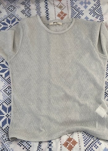 Gri Örgü Kadın Tişörtü, Kısa Kollu - Görsel 2