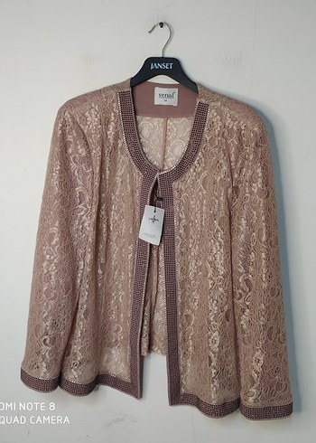 Bej Dantel Detaylı Kadın Ceket - Görsel 4