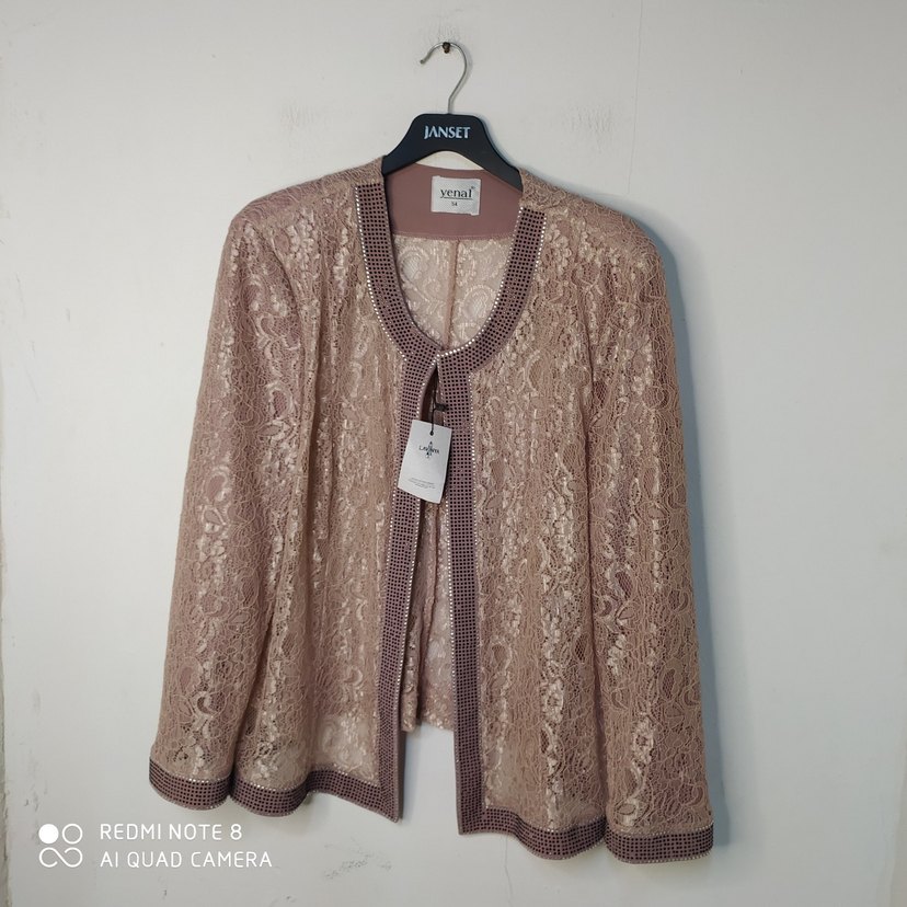 Bej Dantel Detaylı Kadın Ceket - Görsel 2