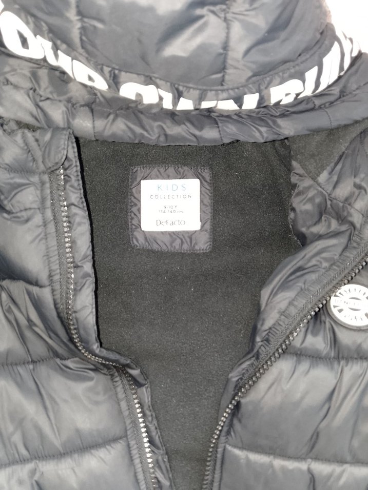 Erkek Çocuk Siyah Fermuarlı Mont - Görsel 3