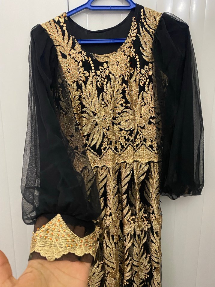 Uzun Kollu Altın Nakışlı Bohem Kadın Elbise - Görsel 2