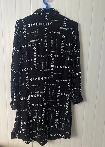 Uzun Kollu Siyah Baskılı V Yaka Gömlek - Görsel 4