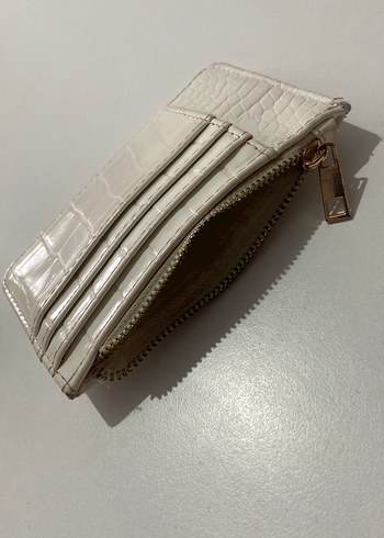 Bershka Beyaz Yılan Desenli Deri Cüzdan - Görsel 3