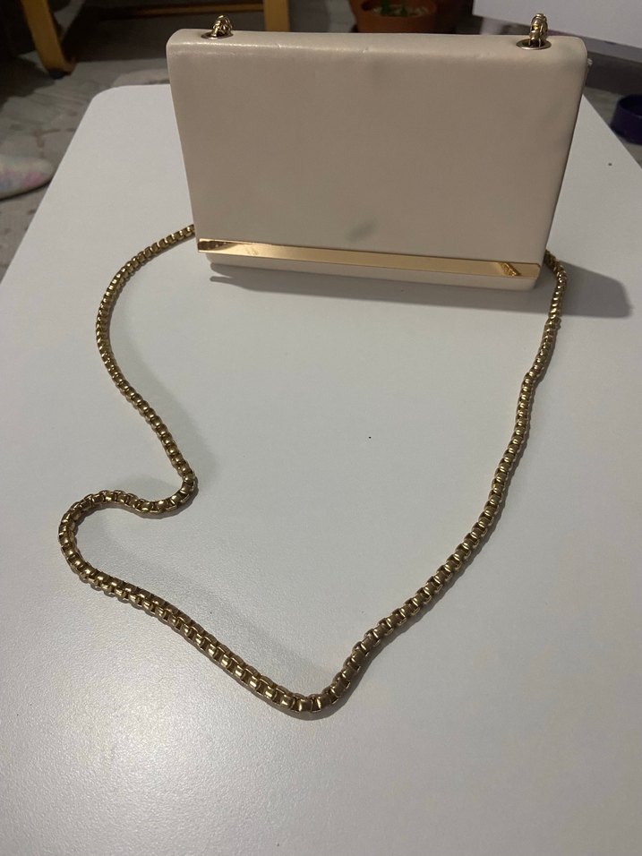 Zincir Detaylı Beyaz Deri Kadın Çanta - Görsel 2