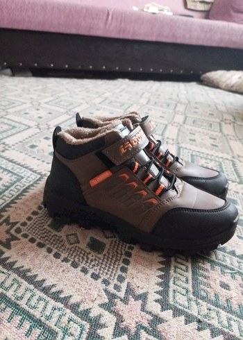 Kahverengi Erkek Çocuk Kaydırmaz Bantlı Bot - Görsel 2