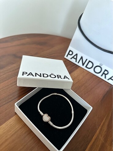 Beden Pandora Pembe Altın Kaplama Kalpli Gümüş Bileklik