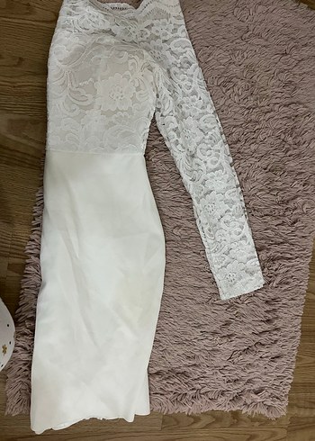 Beyaz Dantel Midi Straplez Elbise - Görsel 3