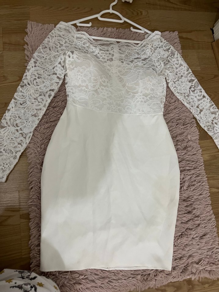 Beyaz Dantel Midi Straplez Elbise - Görsel 4