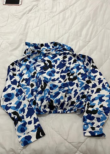 Mavi Kamuflaj Desenli Bağlamalı Kadın Gömlek - Görsel 3