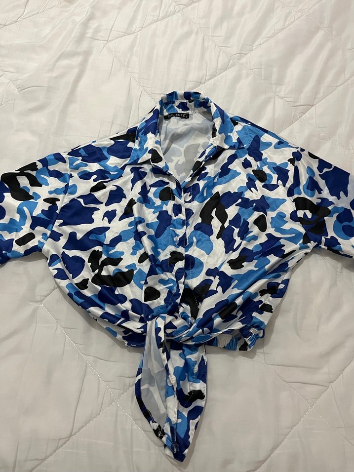 Mavi Kamuflaj Desenli Bağlamalı Kadın Gömlek - Görsel 2