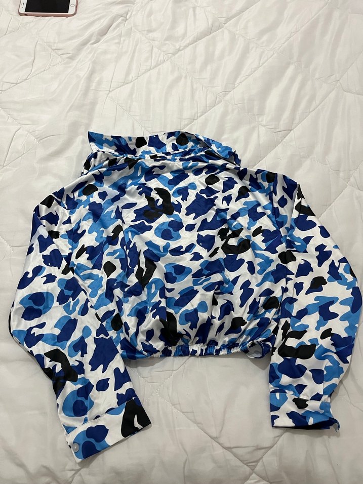 Mavi Kamuflaj Desenli Bağlamalı Kadın Gömlek - Görsel 3