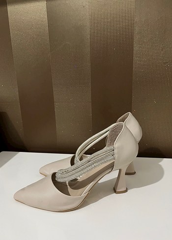Bej Stiletto Topuklu Kadın Abiye Ayakkabı - Görsel 2