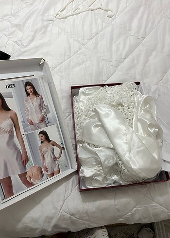 Beyaz Mini İnce Askılı Kadın Gecelik 5li takım - Görsel 2