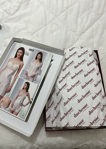 Beyaz Mini İnce Askılı Kadın Gecelik 5li takım - Görsel 6