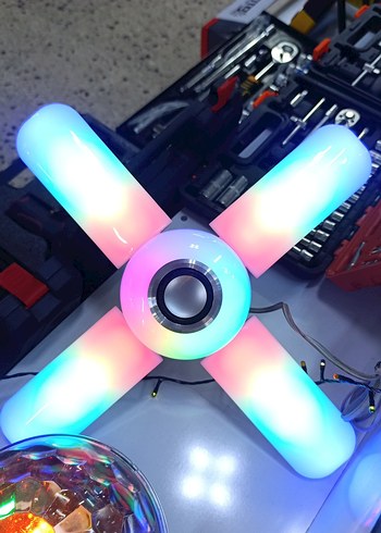 Renkli ve beyaz - Görsel 2