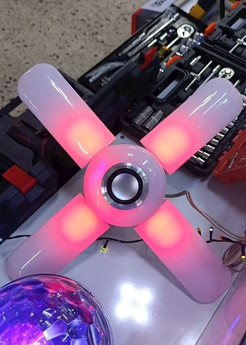 Renkli ve beyaz - Görsel 4