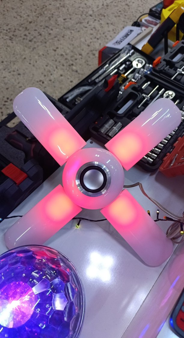 Renkli ve beyaz - Görsel 4