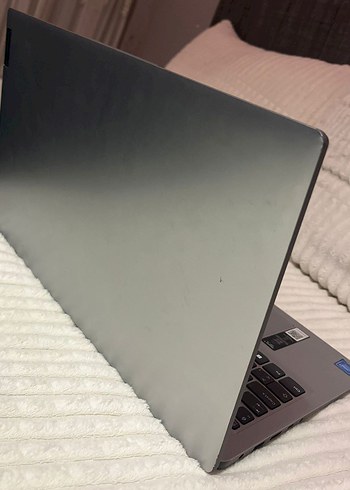 Gri Lenovo Dizüstü Bilgisayar - Görsel 4