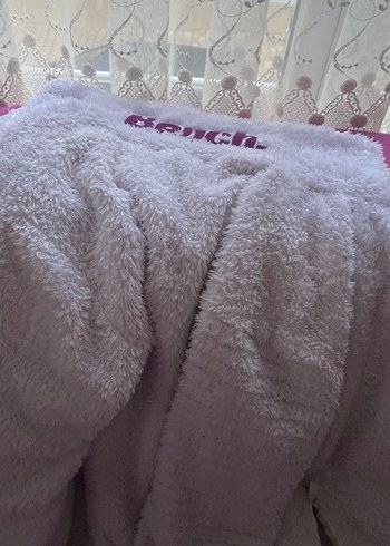 Bayanlariçin beyaz pelus kapsonlu - Görsel 2