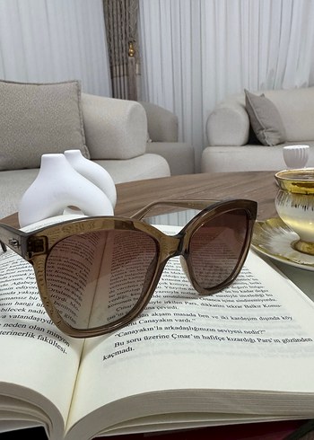 Şeffaf Kahverengi Kadın Gözlüğü - Görsel 2