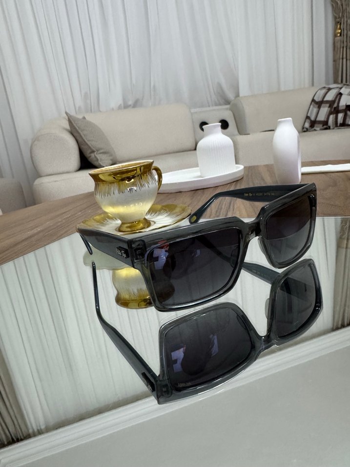 Şeffaf sıyah Kadın Gözlüğü - Görsel 2