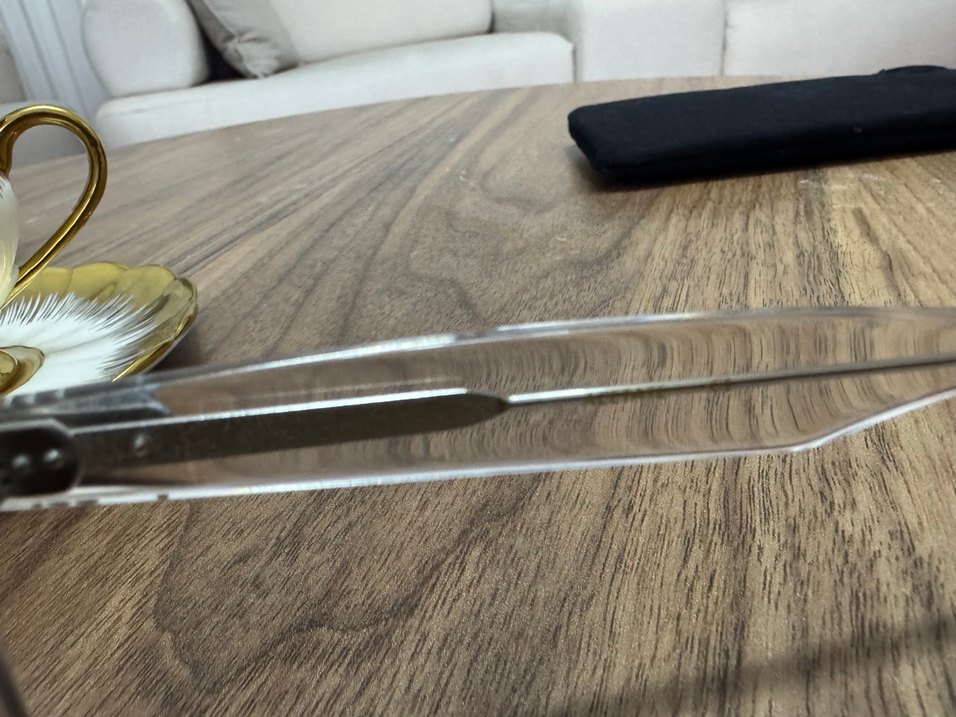 Şeffaf Beyaz Kadın Güneş Gözlüğü - Görsel 4