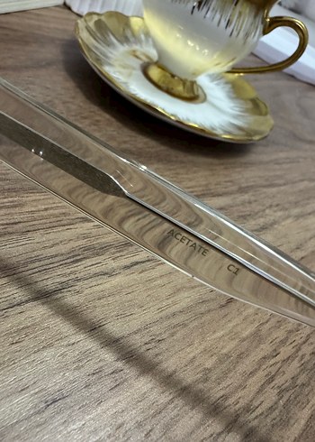 Şeffaf Kırmızı Kadın Gözlüğü - Görsel 3