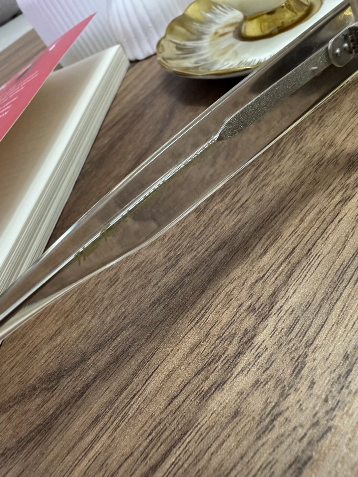 Şeffaf Kırmızı Kadın Gözlüğü - Görsel 4