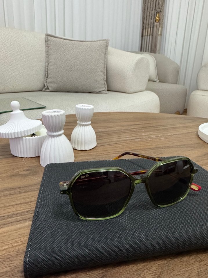 Şeffaf Haki Kadın Güneş Gözlüğü - Görsel 2