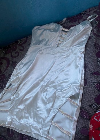 Beyaz Drapeli Straplez Midi Abiye Elbise - Görsel 2