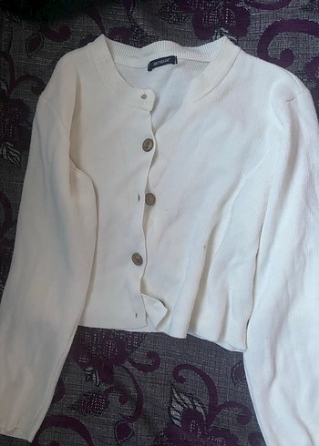 Kadın Beyaz Pamuklu Düğmeli Hırka - Görsel 2