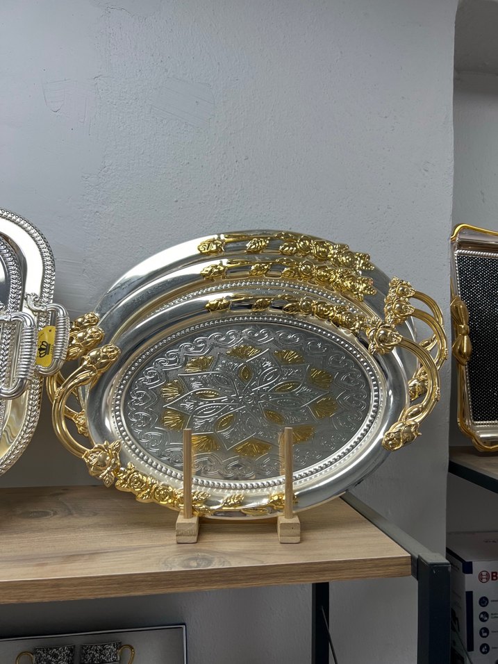 Altın Renkli Parlak Dekoratif Tepsi Seti - Görsel 3