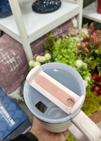 Stanley Quencher 2.0 Beyaz Termos Bardak - Görsel 4