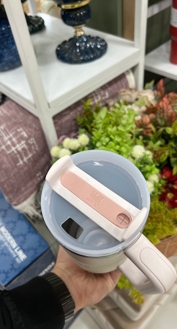 Stanley Quencher 2.0 Beyaz Termos Bardak - Görsel 4