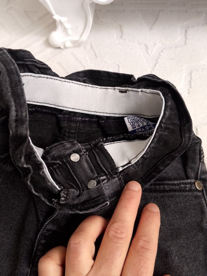 Gri Bol Kesim Kemerli Kız Kot Pantolon - Görsel 2