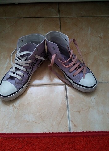 33 Beden Converse