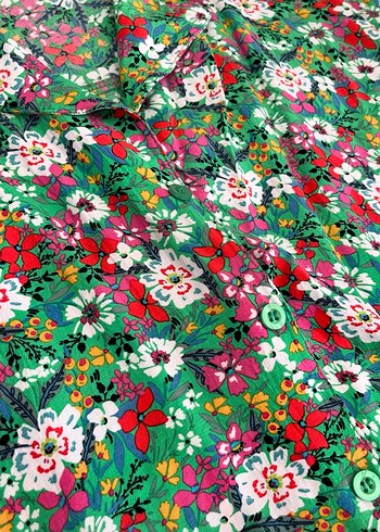 Koton Çiçek Desenli Uzun V Yaka Kadın Gömlek - Görsel 3